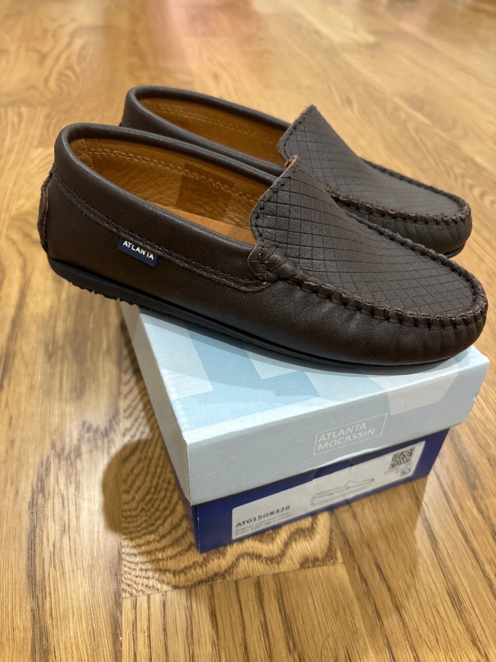 Atlanta moccasin brown size 30